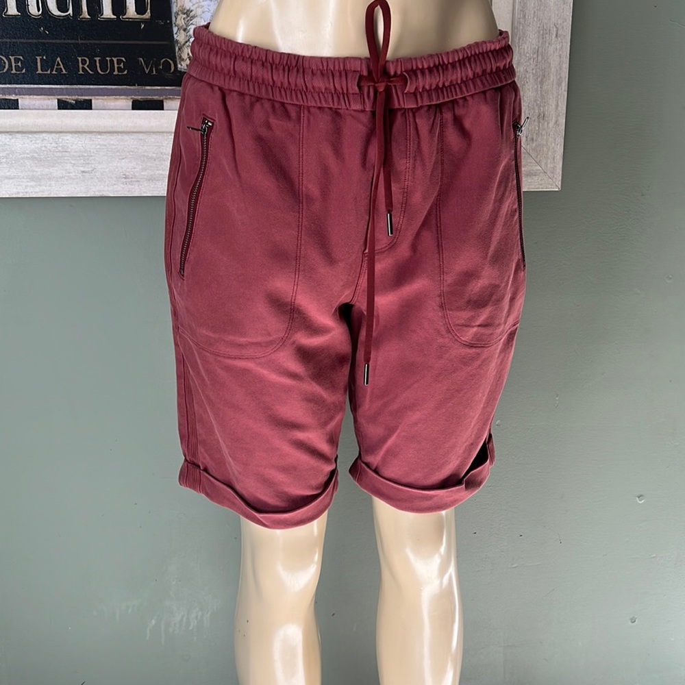 Athleta shorts - Picture 4 of 8